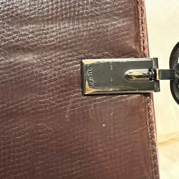 Vintage Gucci Smooth Leather Long Wallet Unique Clasp Made in Italy GG - Picture 7 of 15
